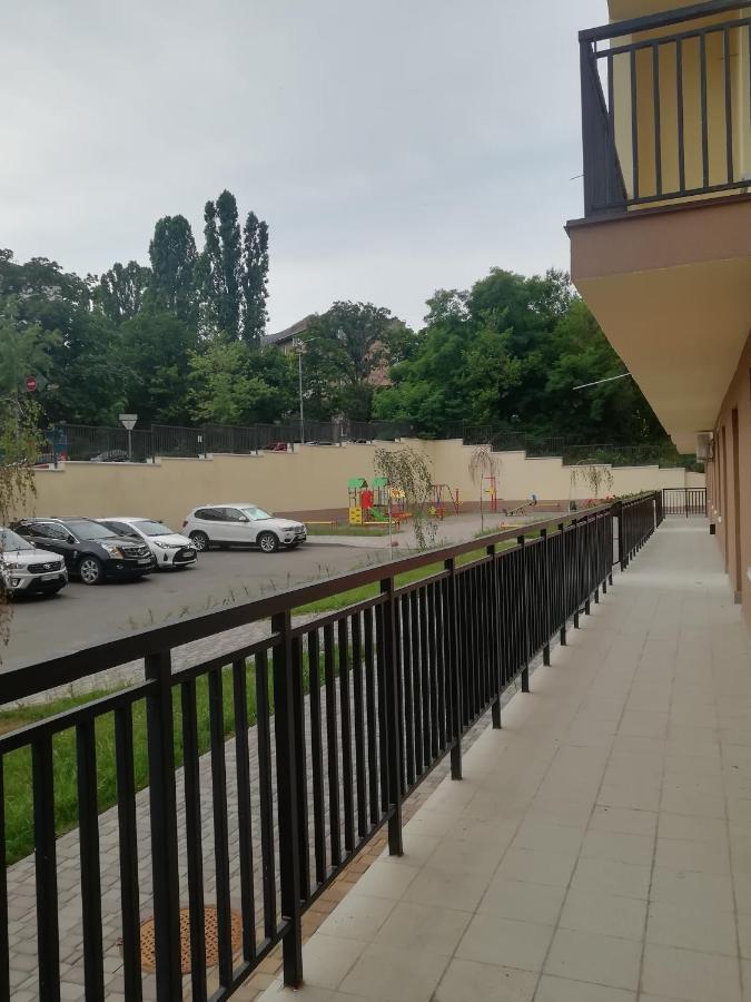 Lux Apartment, Near Metro Vasylkivska キエフ エクステリア 写真