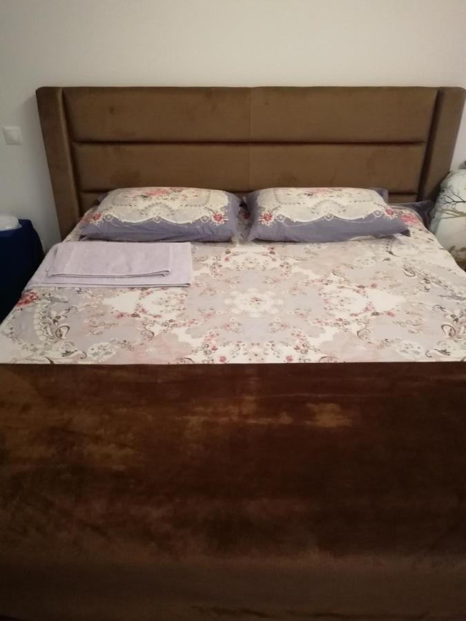 Lux Apartment, Near Metro Vasylkivska キエフ エクステリア 写真
