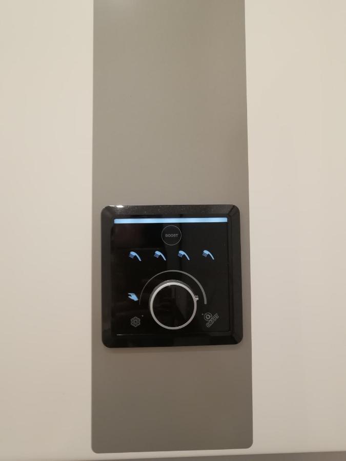 Lux Apartment, Near Metro Vasylkivska キエフ エクステリア 写真