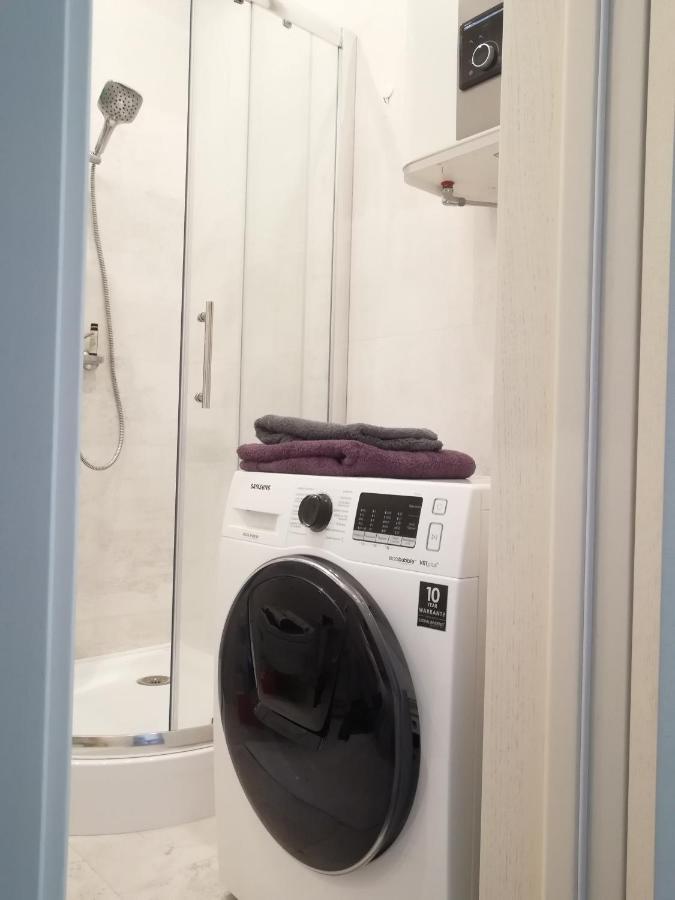Lux Apartment, Near Metro Vasylkivska キエフ エクステリア 写真